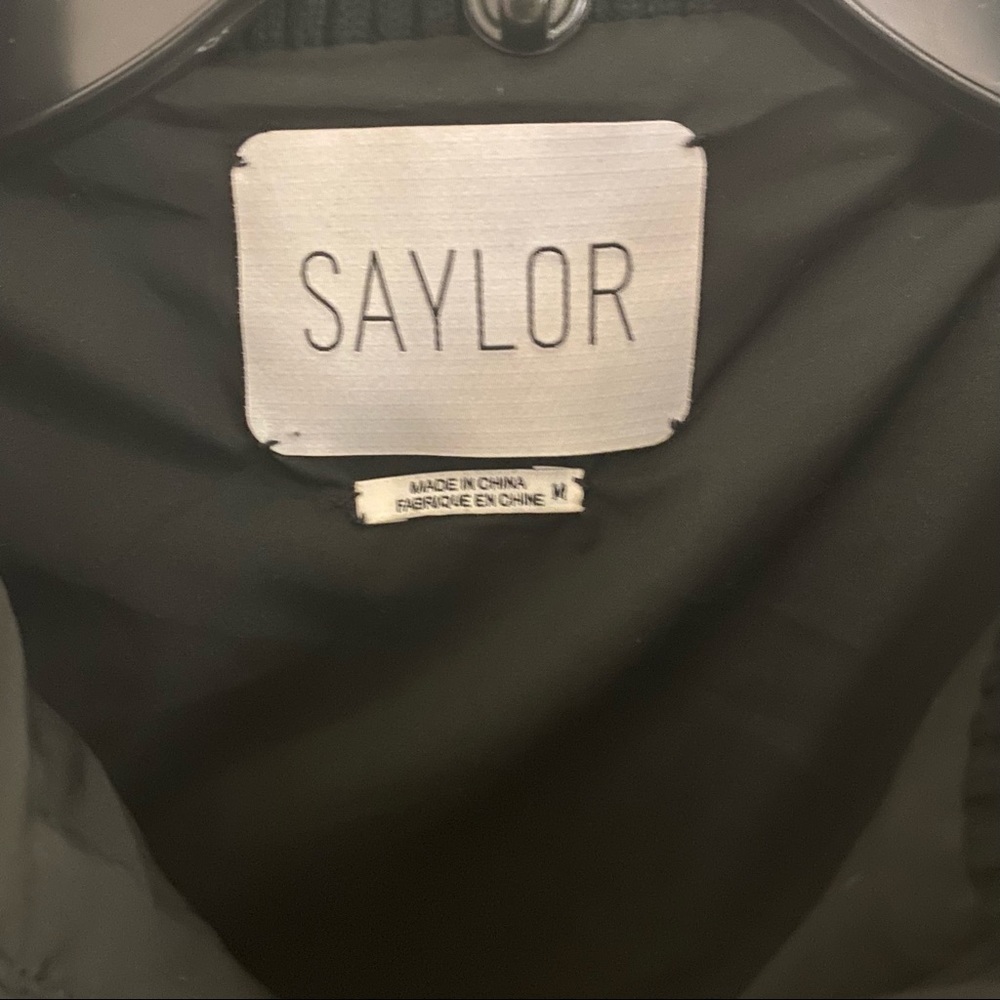 SAYLOR | Rianne Pullover Jacket - Picture 6 of 13